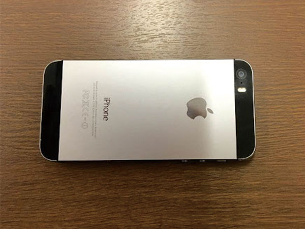 docomo  iPhone5s 32GB (スペースグレイ) 